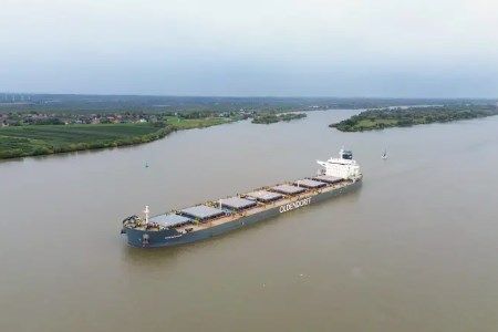 Salzgitter AG & Oldendorf Carriers Partner to decarbonise maritime iron ore transit