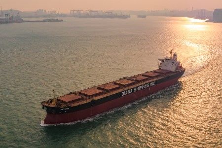 Diana Shipping secures new charter for dry bulk vessel